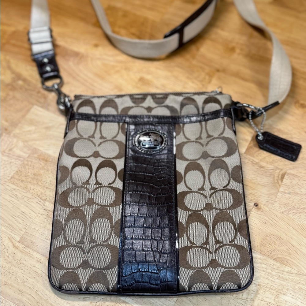 Coach Signature C Brown Tan Crossbody Bag | Leather Trim Small Purse Zip Top - Picture 6 of 12